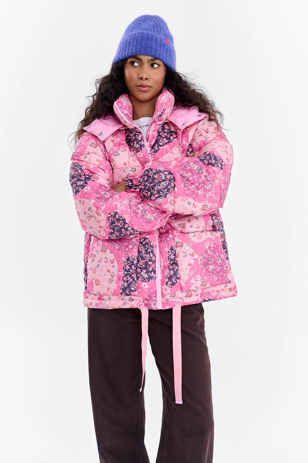 Cool Cherry winter jacket with detachable sleeves - Image 16
