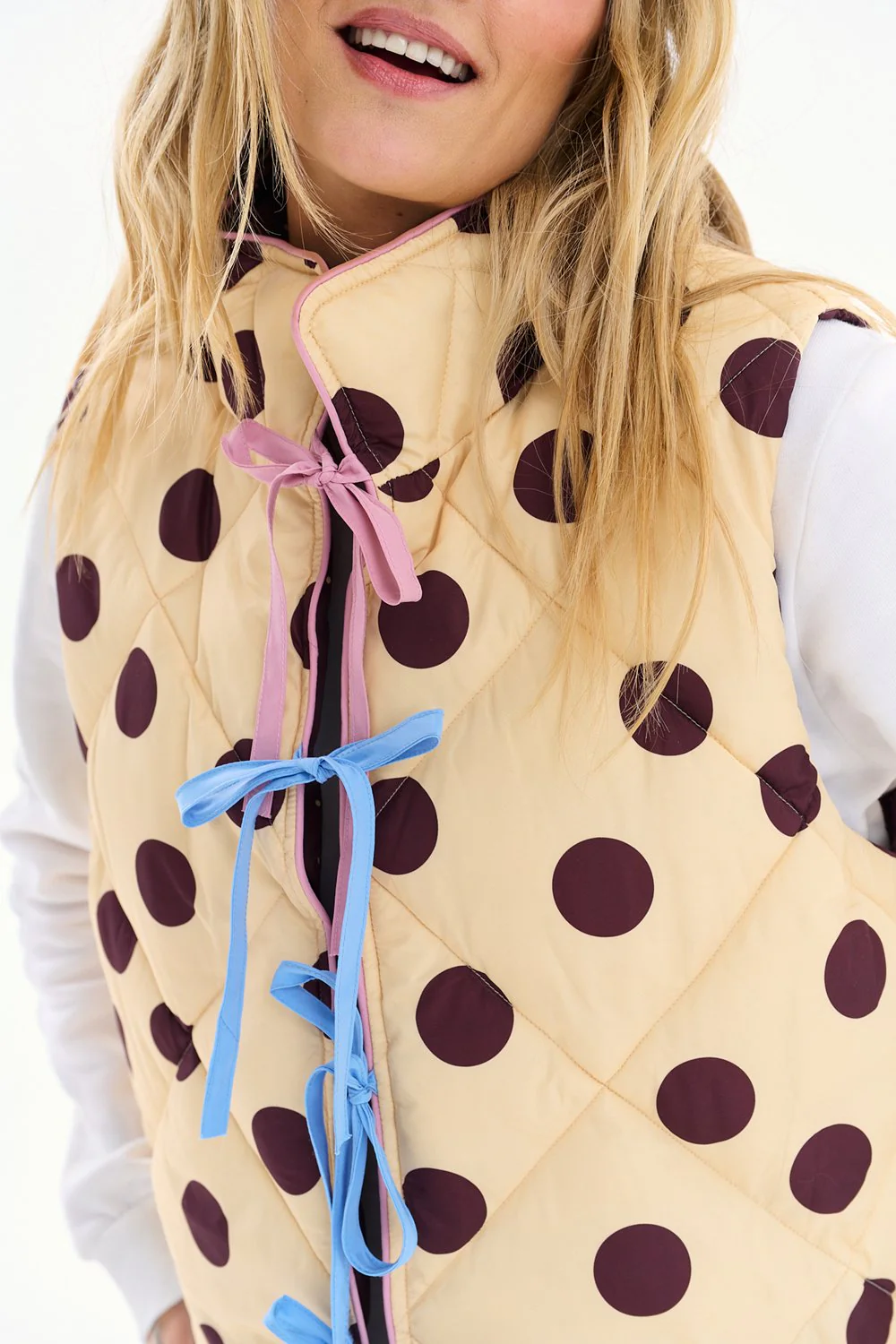 Dotlicious quilted vest - Image 18