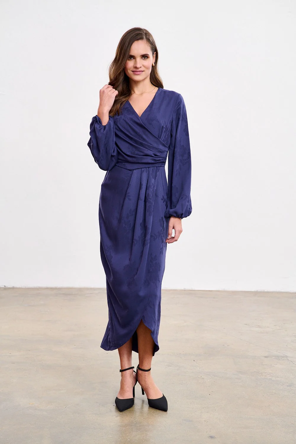 Ethereal Whisper midi dress - Image 18