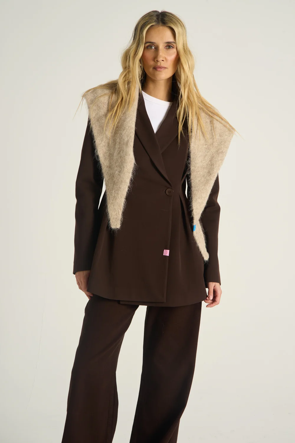 Evergreen Elegance Brown Muse Set - Image 3