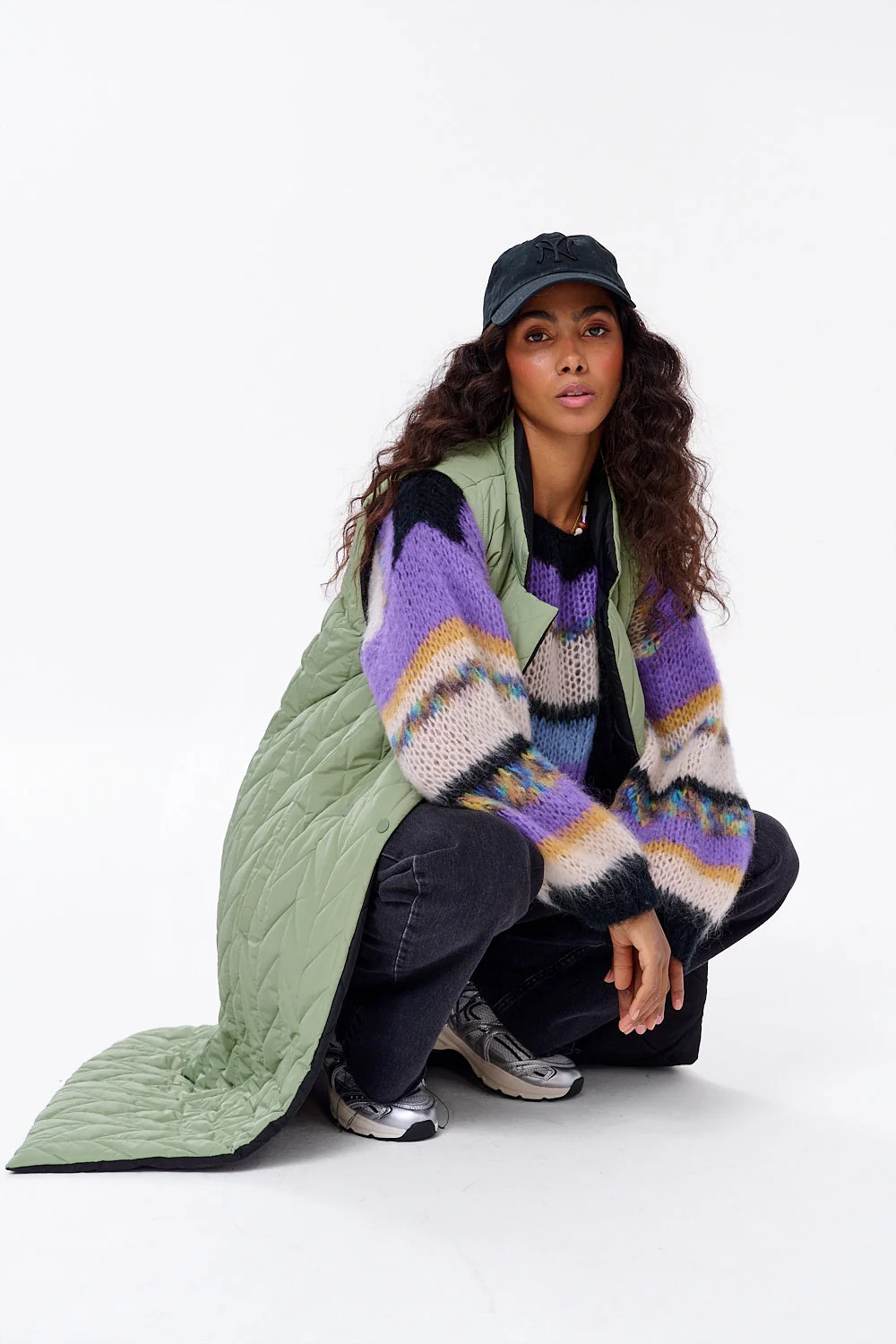 Grove Walk long reversible vest - Image 10