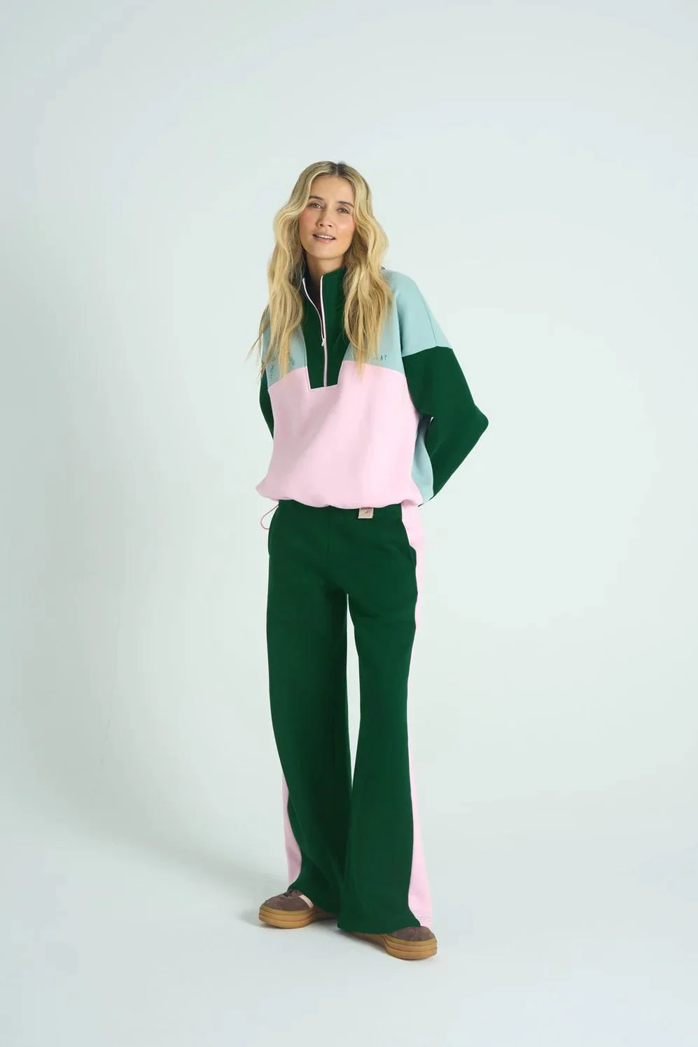How Are You x Loveis Wise sweatshirt - Image 5