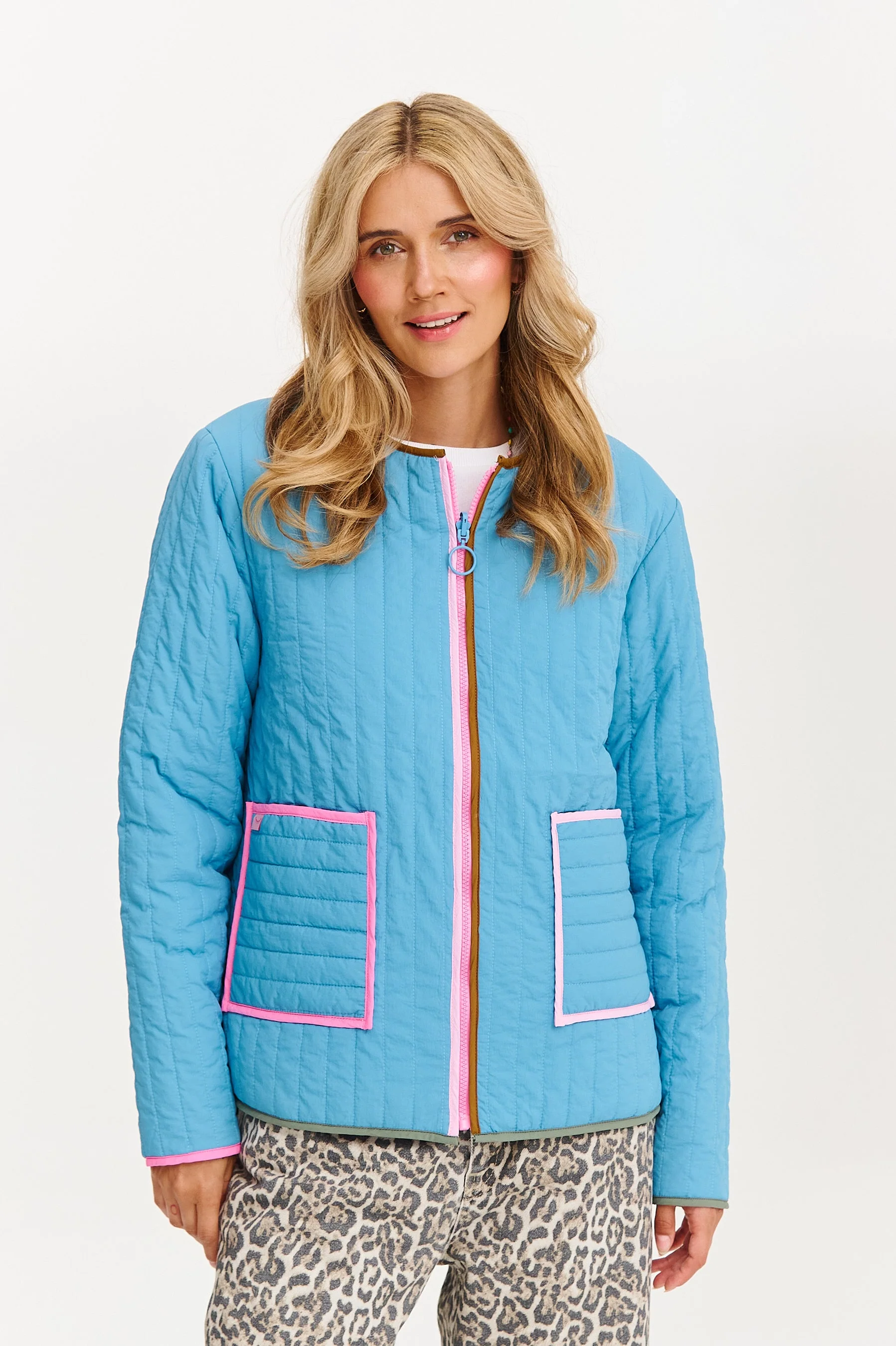 Poppy Cloudline double-sided jacket - Image 10