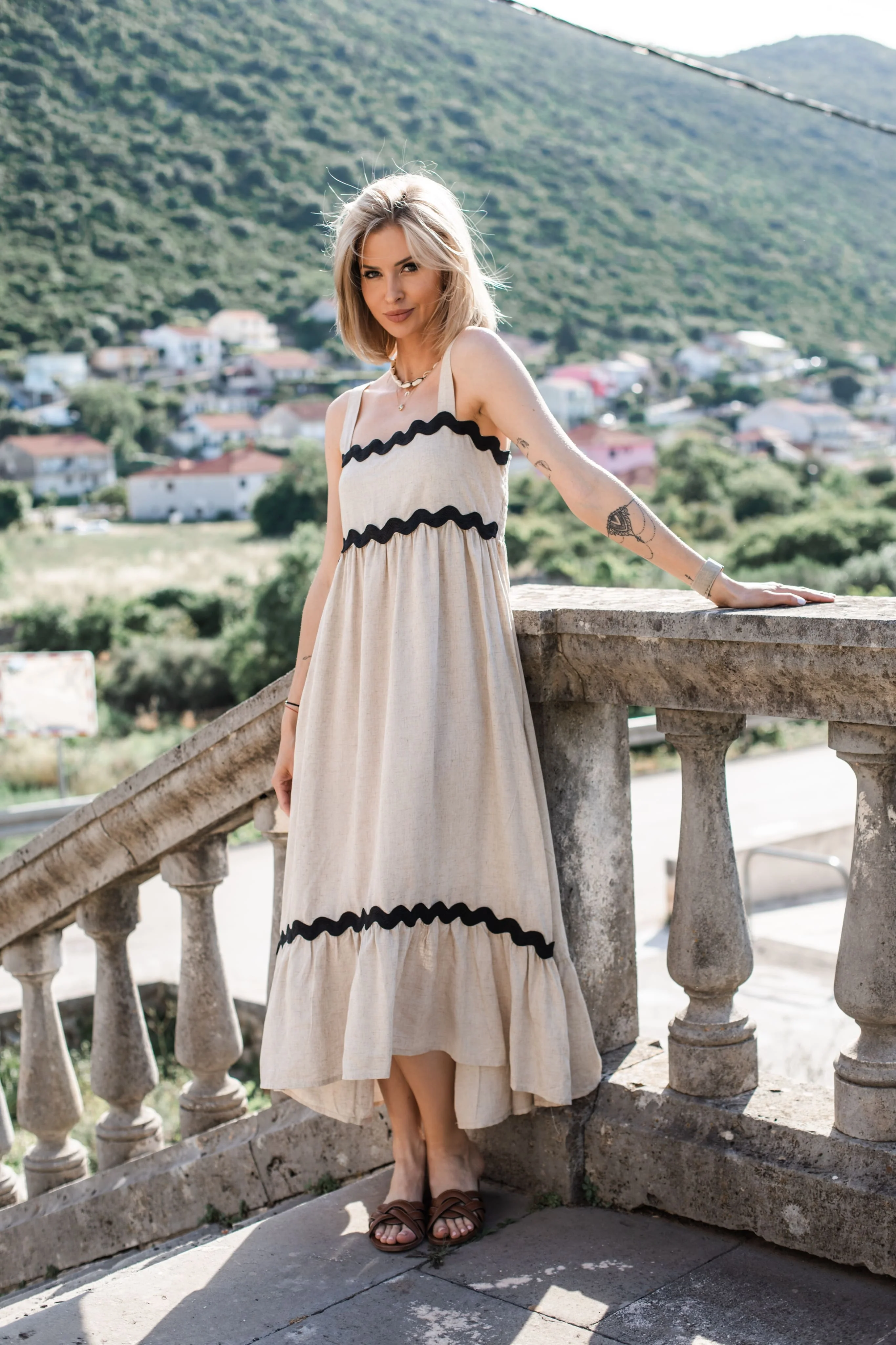 Salt Kissed midi dress - Image 4