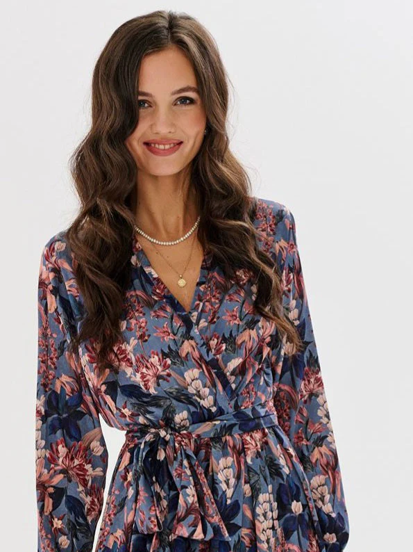 The Frozen Lilly long waist dress - Image 4