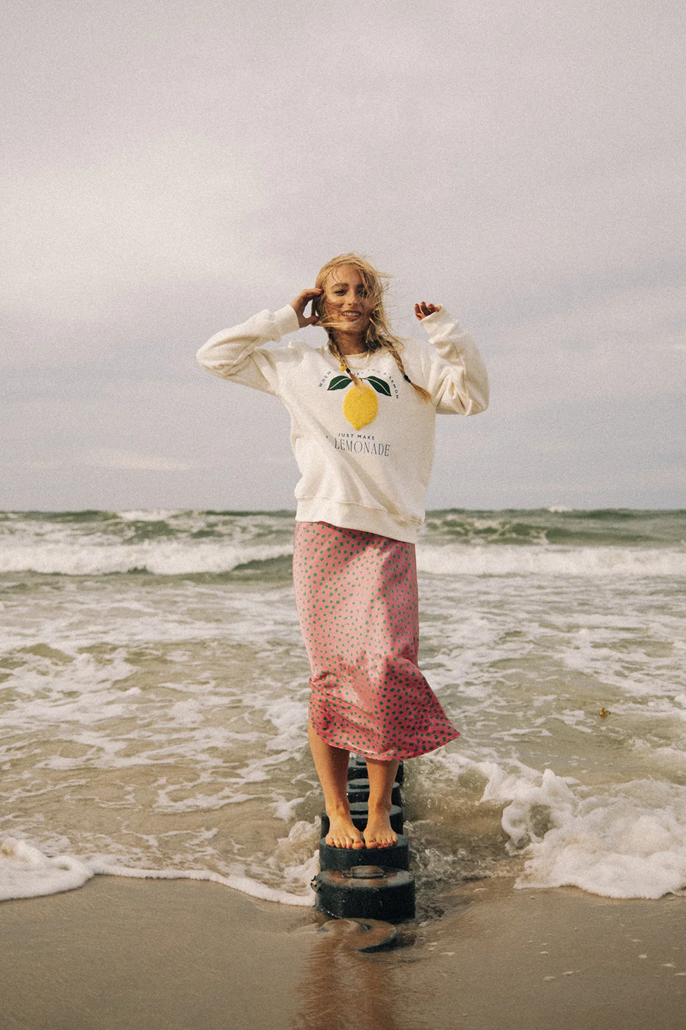 Thunder Pink skirt - Image 17