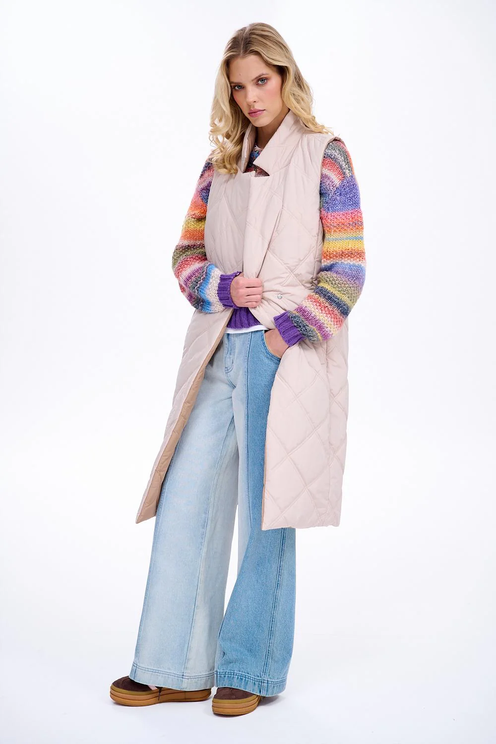 Toffee Maze long reversible vest - Image 10