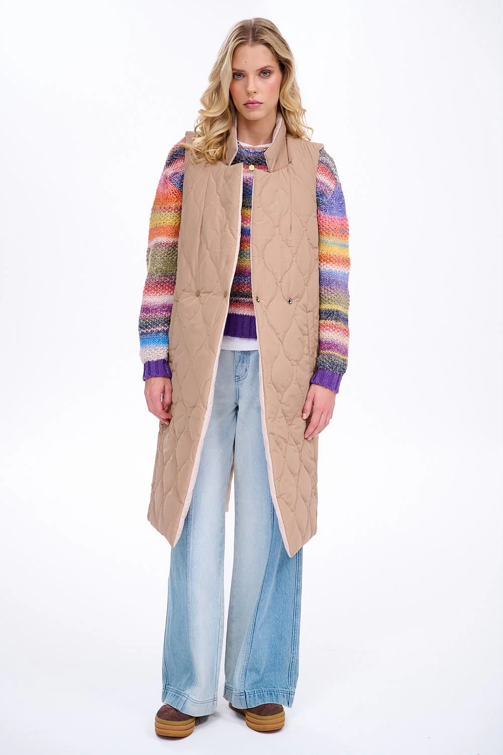 Toffee Maze long reversible vest - Image 11