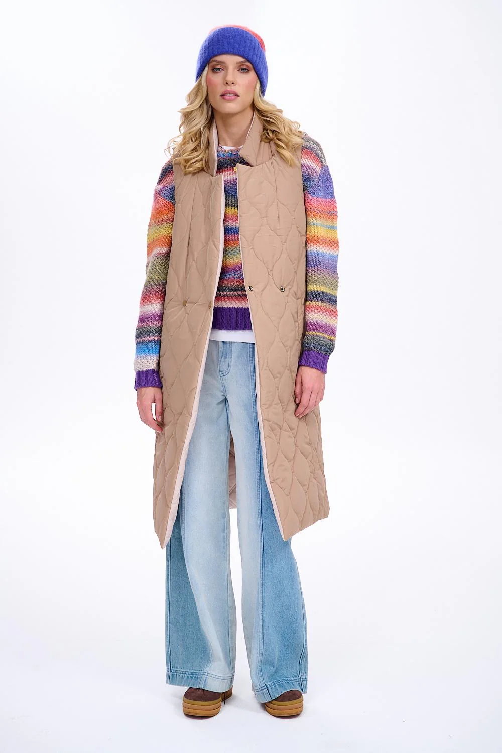 Toffee Maze long reversible vest - Image 8