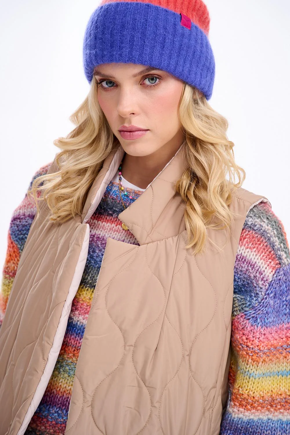 Toffee Maze long reversible vest - Image 9