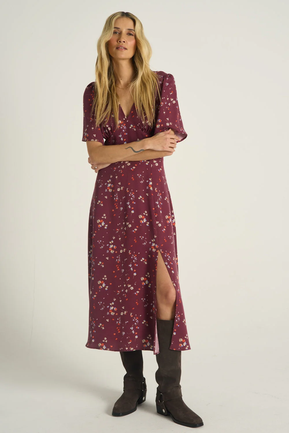 Touch of Romance midi dress - Image 5